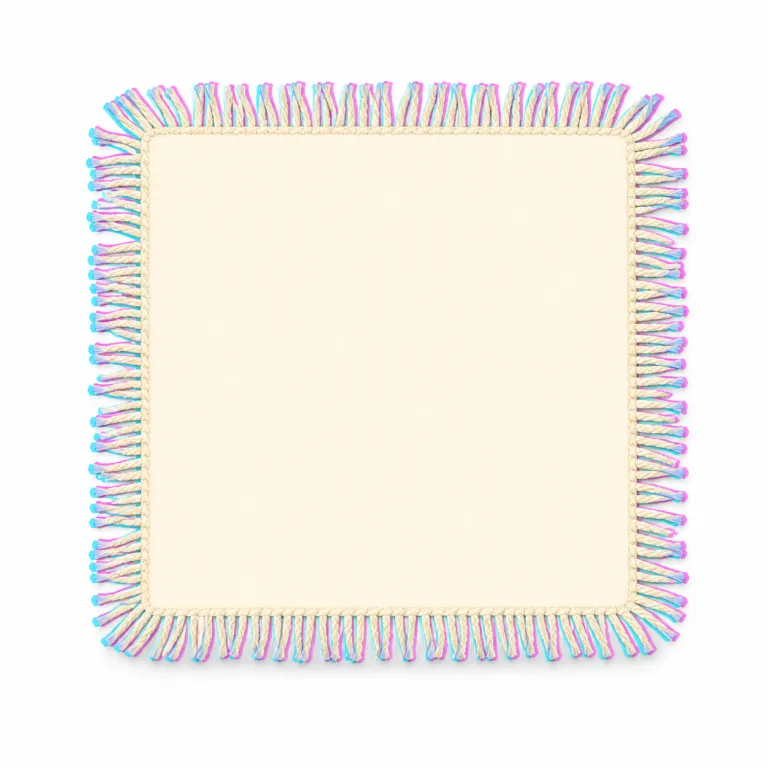 fringing（縁飾り、色ずれ・名詞）の覚え方イラスト — ここでの fringing は、日常的な縁取りというより、端に現れる特殊な付随物や視覚的な乱れを指す語として覚えます